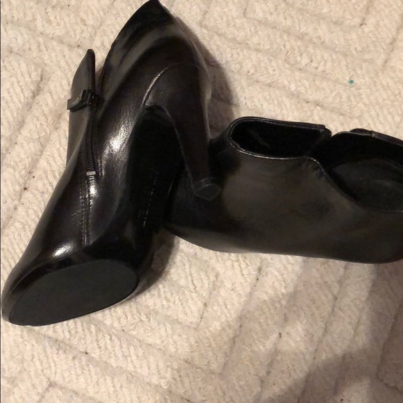 Nine west booties - Picture 4 of 4